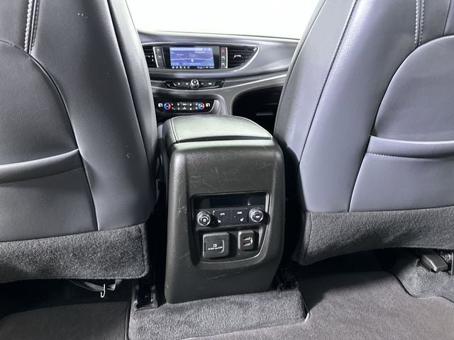 Used 2024 Buick Enclave Premium AWD/4WD image 22