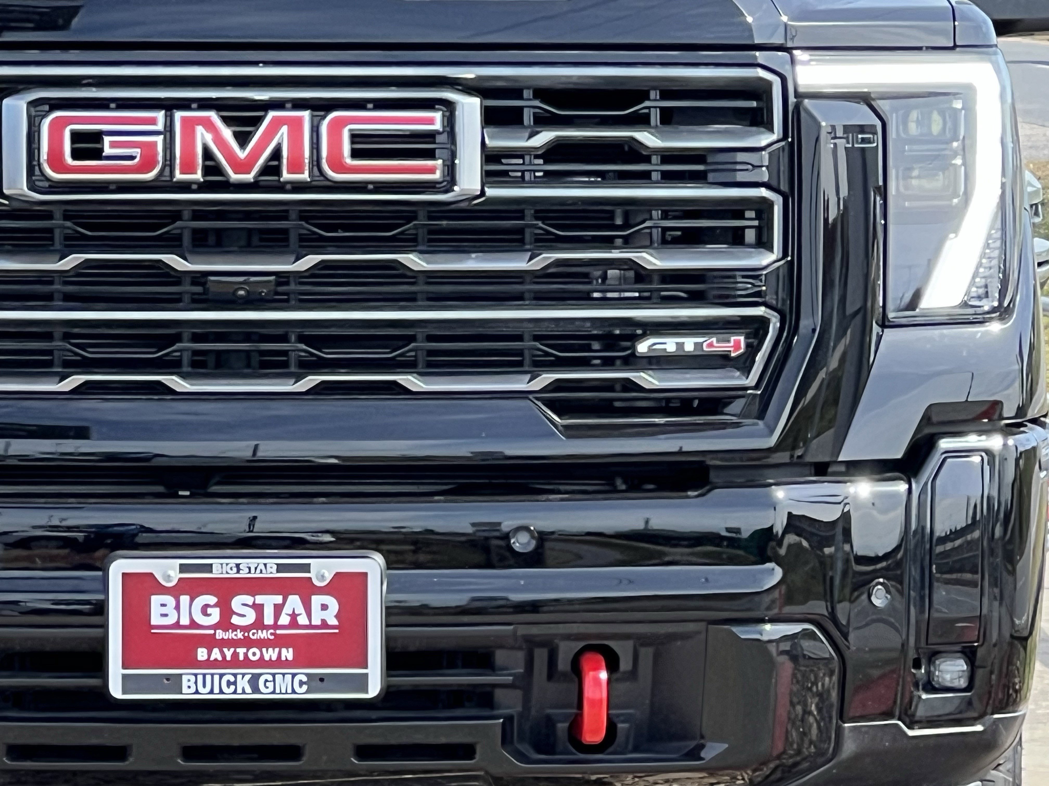Used 2025 GMC Sierra 2500 AT4 image 7