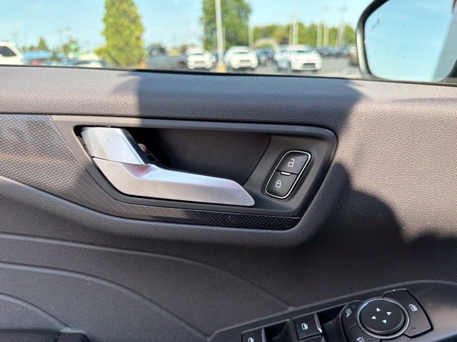 Used 2024 Ford Escape ST-Line w/ Tech Pack #1 AWD/4WD image 19