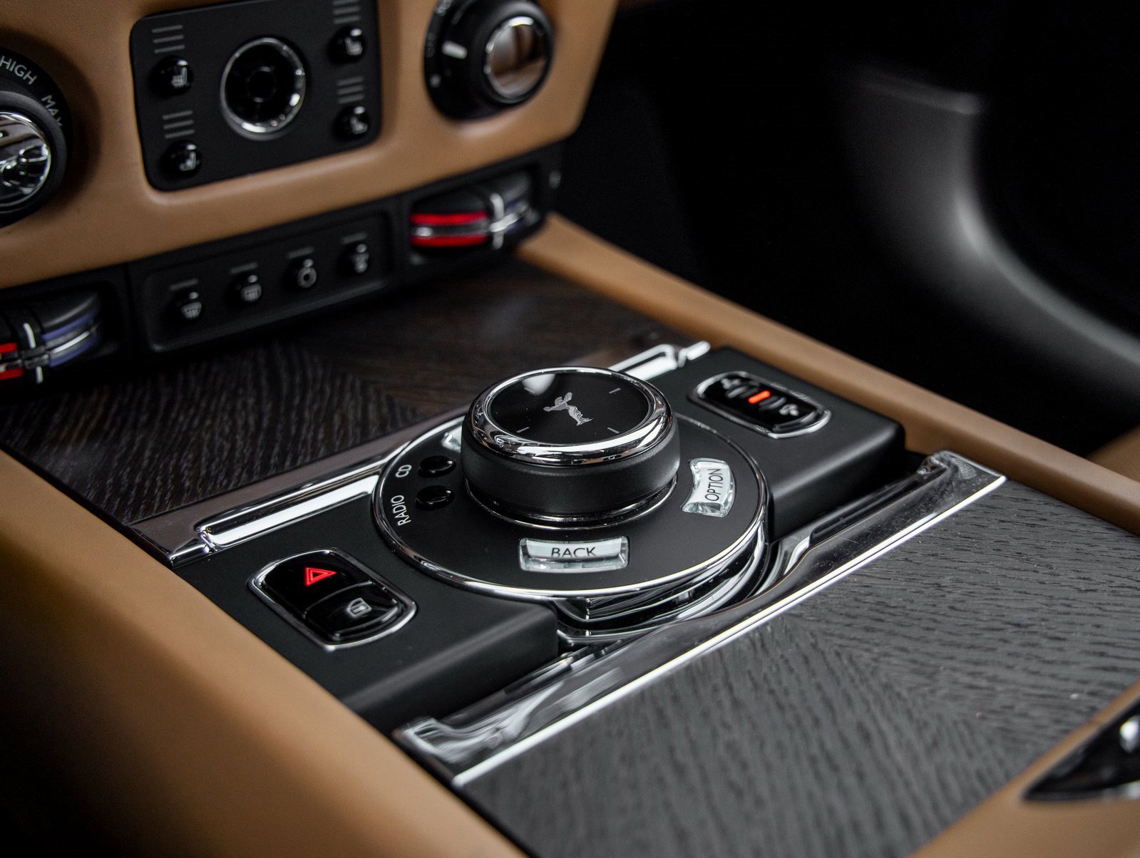 Used 2017 Rolls-Royce Wraith image 36