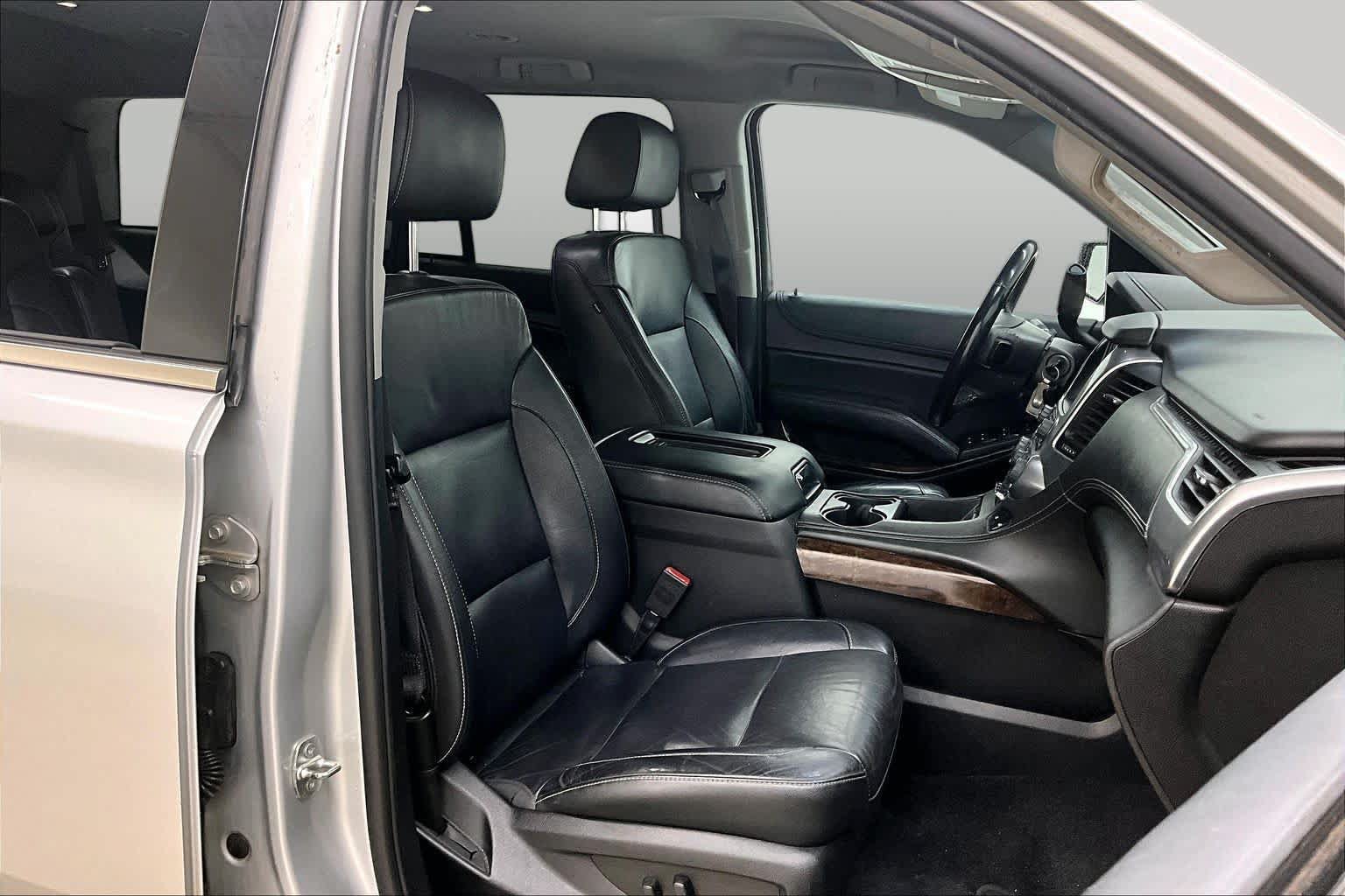 Used 2019 Chevrolet Tahoe LT RWD image 9