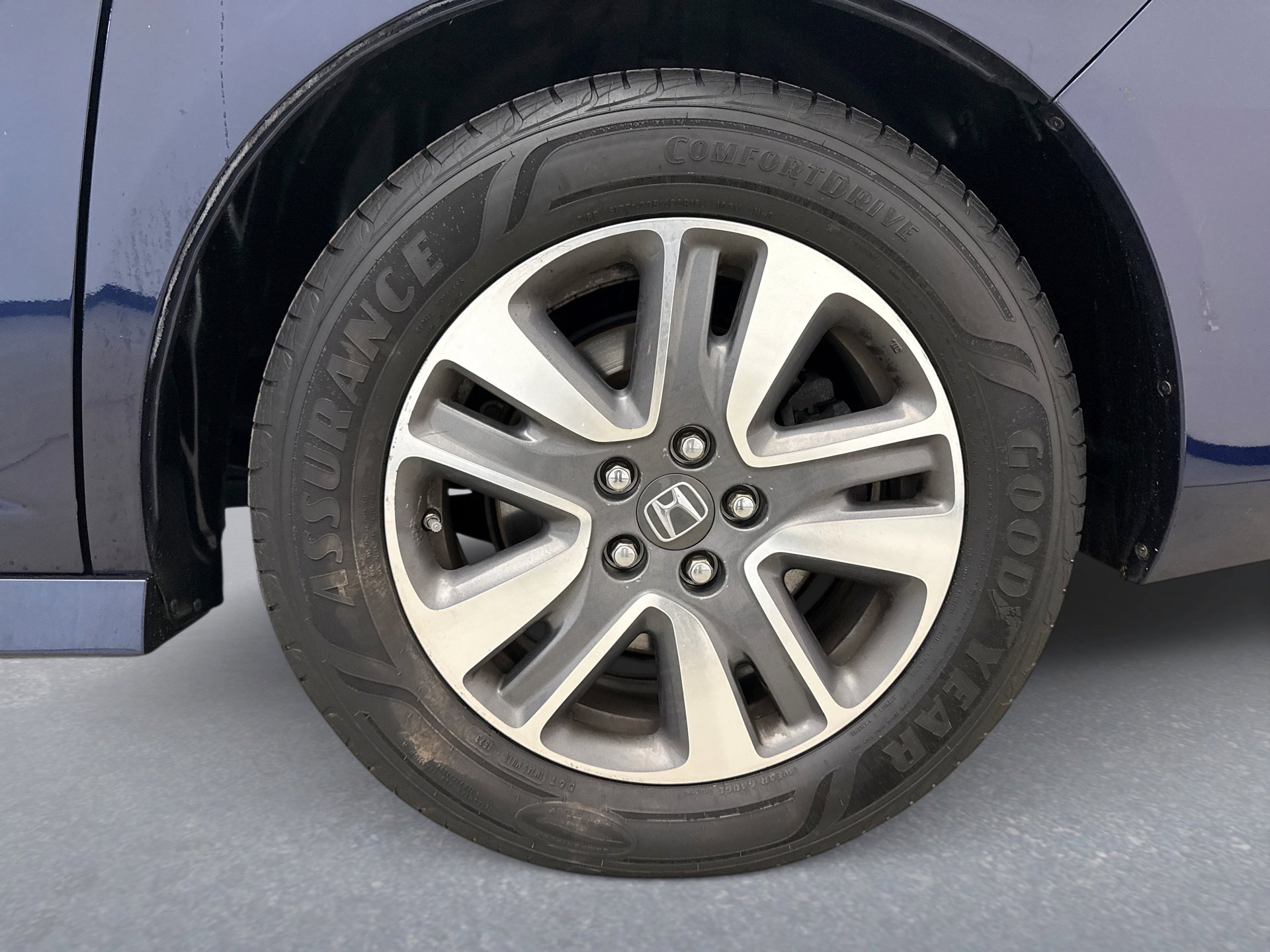 Used 2017 Honda Odyssey Touring image 23