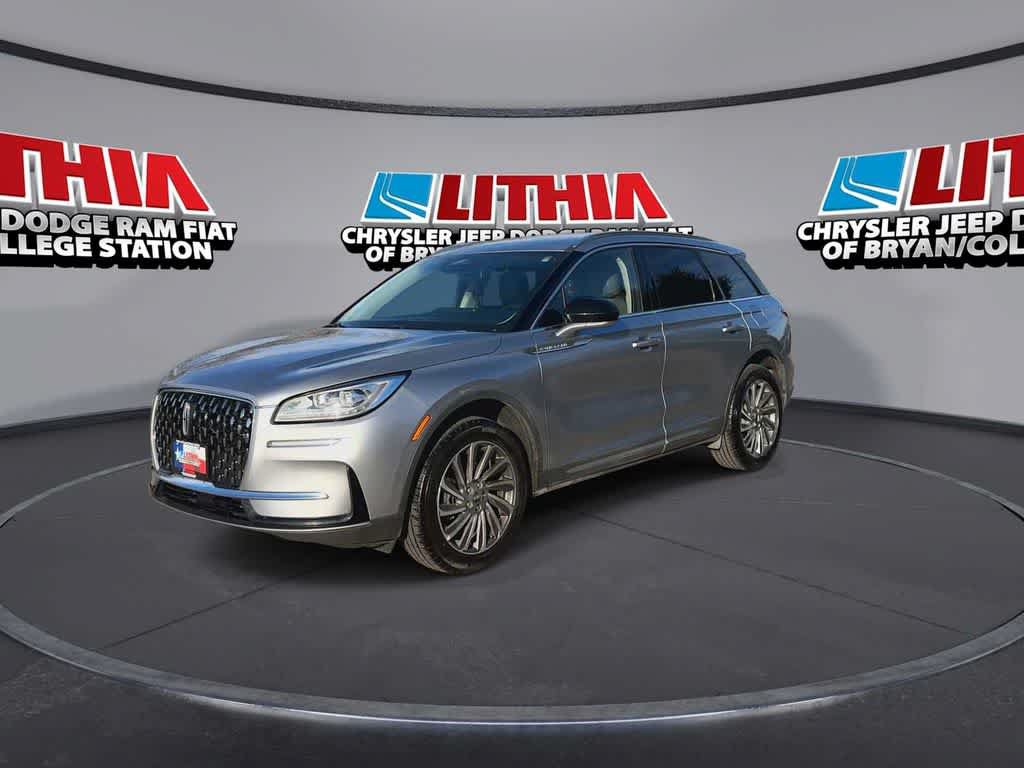 Used 2023 Lincoln Corsair Reserve FWD image 4