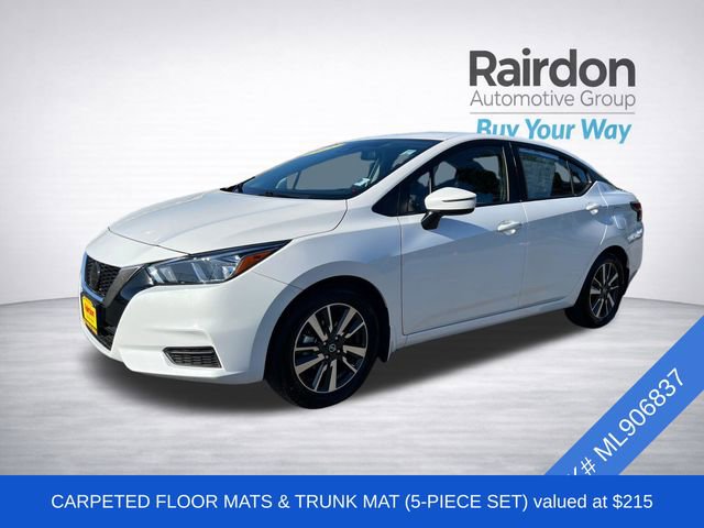 Used 2021 Nissan Versa SV FWD image 3