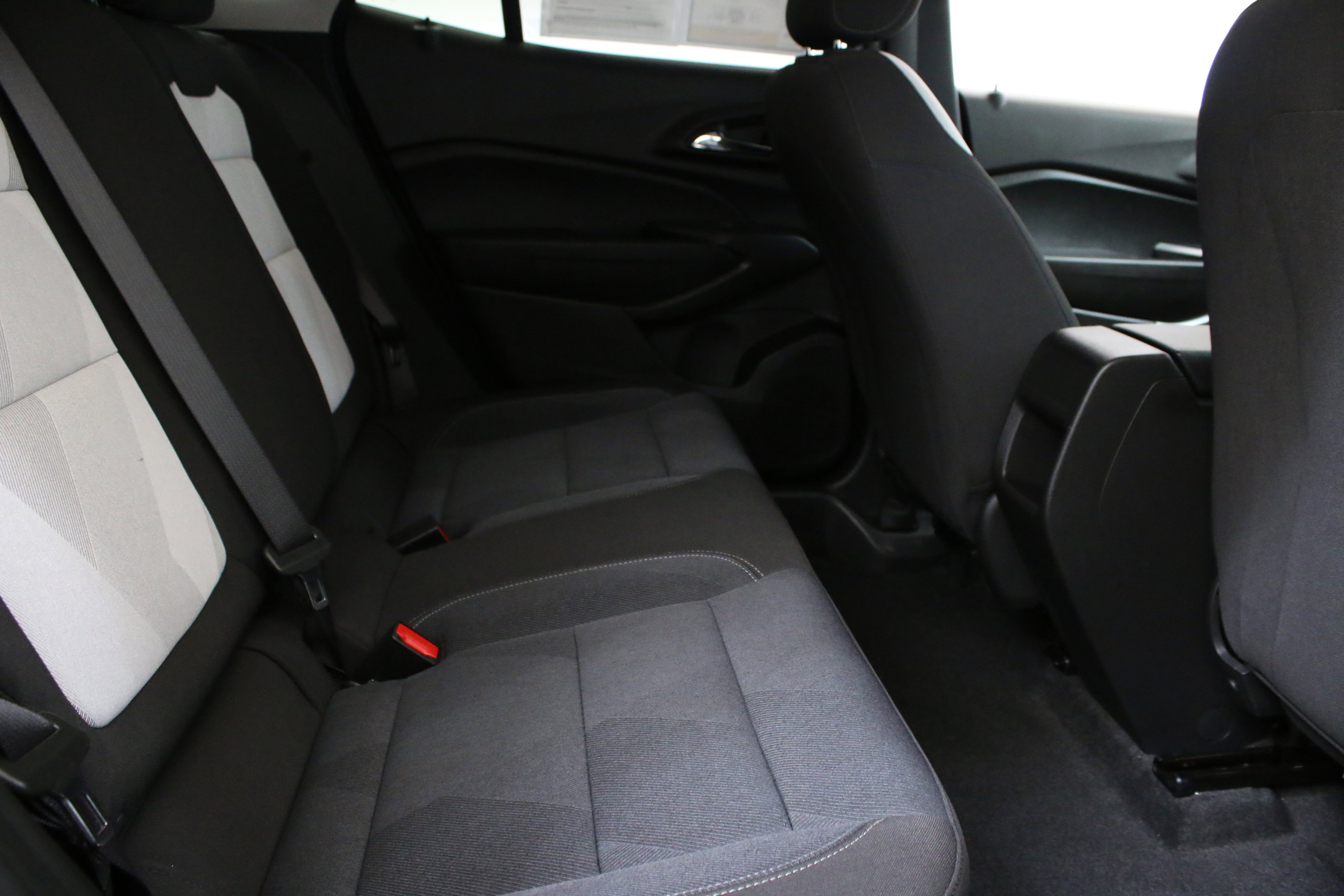 Certified 2024 Chevrolet Trax LS image 31