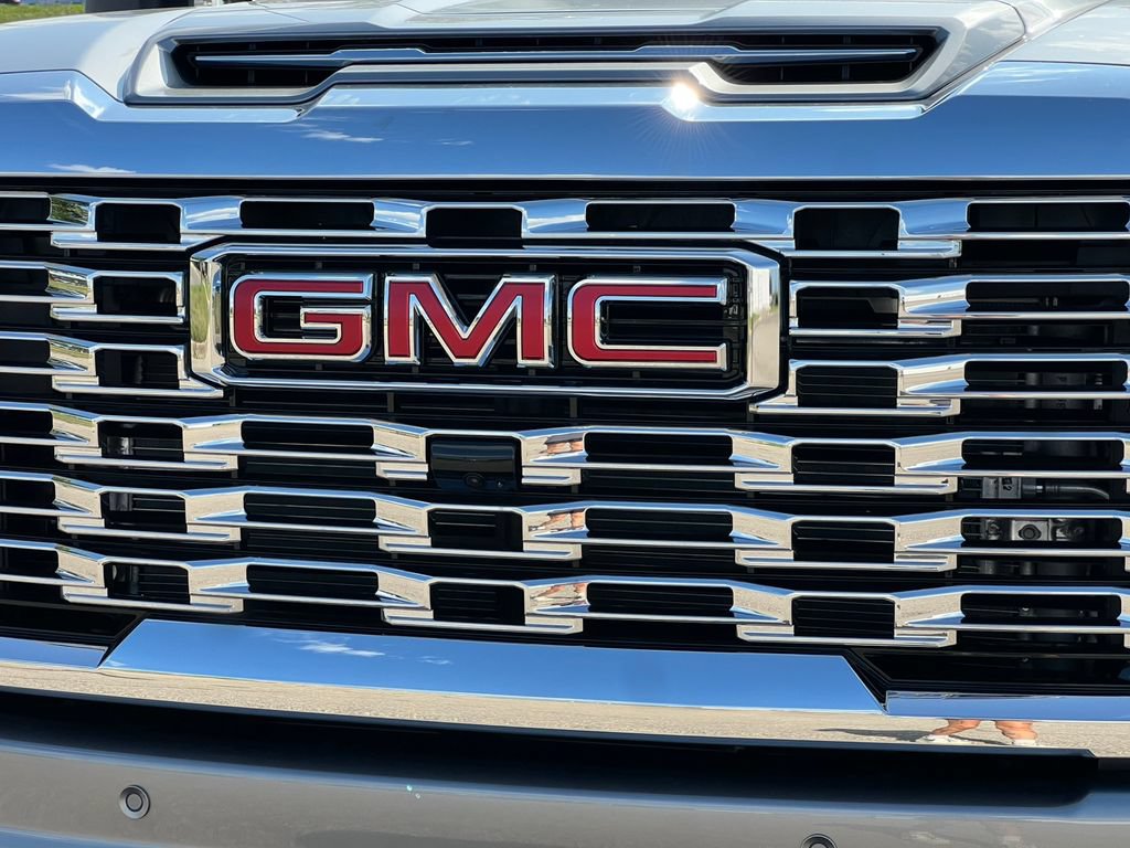 New 2026 GMC Sierra 2500 Denali w/ Denali Reserve Package AWD/4WD image 41