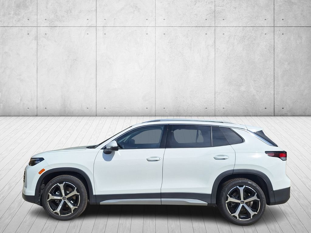 New 2026 Volkswagen Tiguan SE image 2