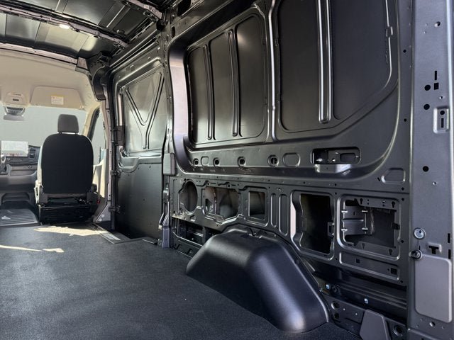 New 2026 Ford Transit 250 148 Medium Roof RWD image 9
