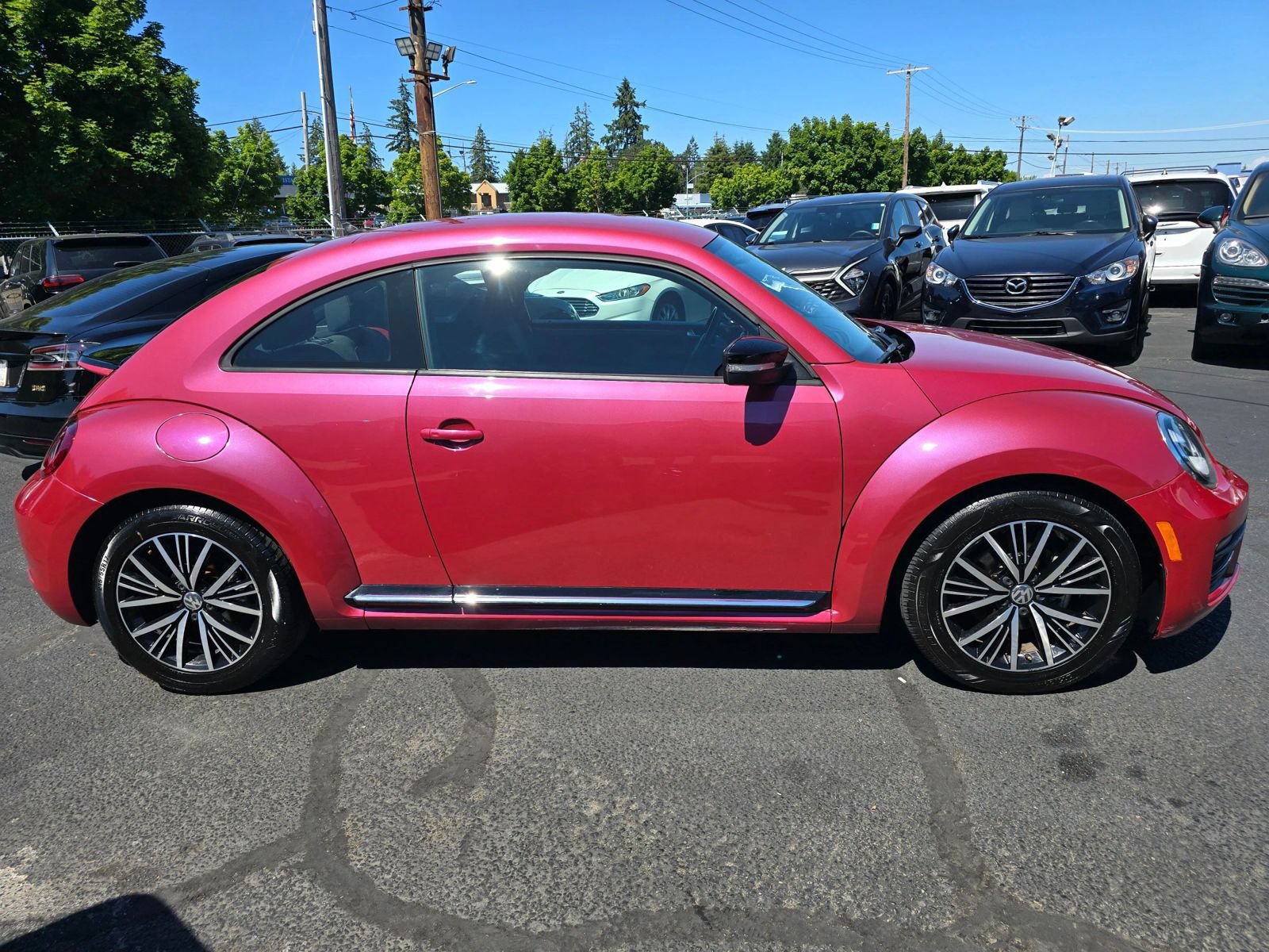 Used 2017 Volkswagen Beetle #PinkBeetle FWD image 6