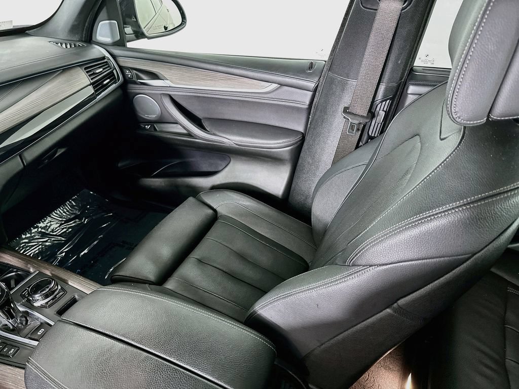 Used 2018 BMW X5 xDrive50i AWD/4WD image 26