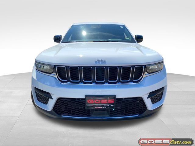 New 2026 Jeep Grand Cherokee Laredo X AWD/4WD image 2