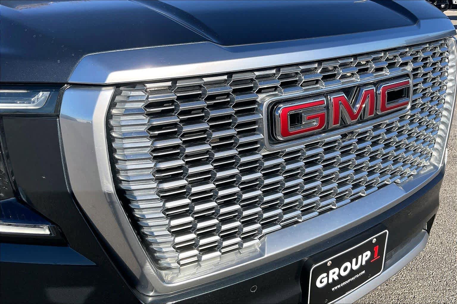 Used 2021 GMC Yukon Denali w/ Denali Premium Package AWD/4WD image 87