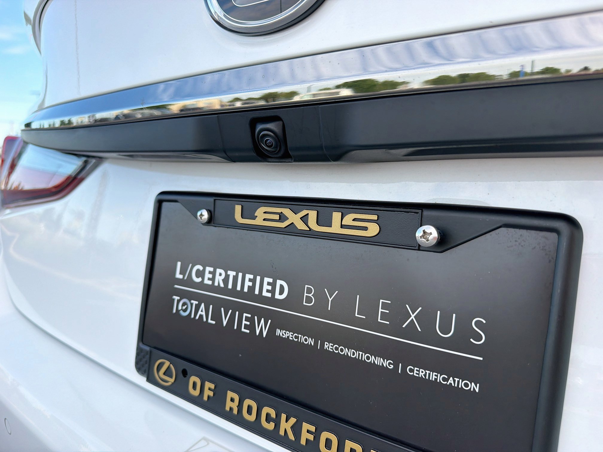 Certified 2023 Lexus ES 350 F Sport w/ Accessory Package (Z2) FWD image 8