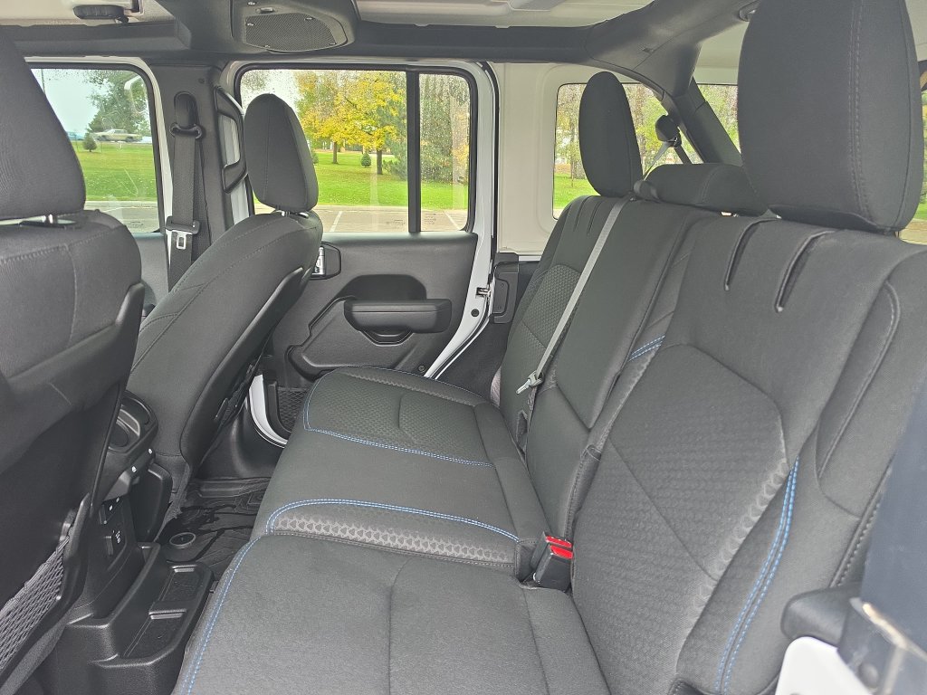 Used 2024 Jeep Wrangler Unlimited Rubicon 4xe w/ Convenience Group AWD/4WD image 26