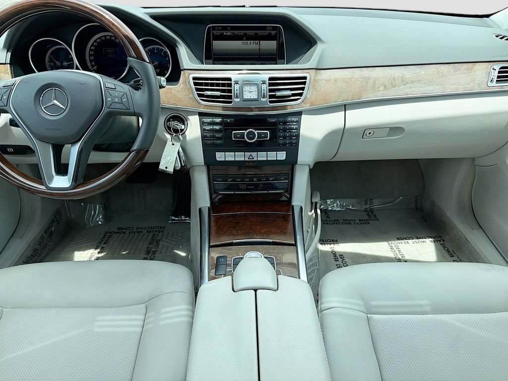 Used 2014 Mercedes-Benz E 350 4MATIC Sedan w/ Premium 1 Package image 17