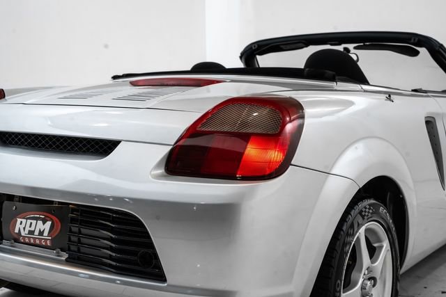 Used 2000 Toyota MR2 with 62,701 Original Miles image 12