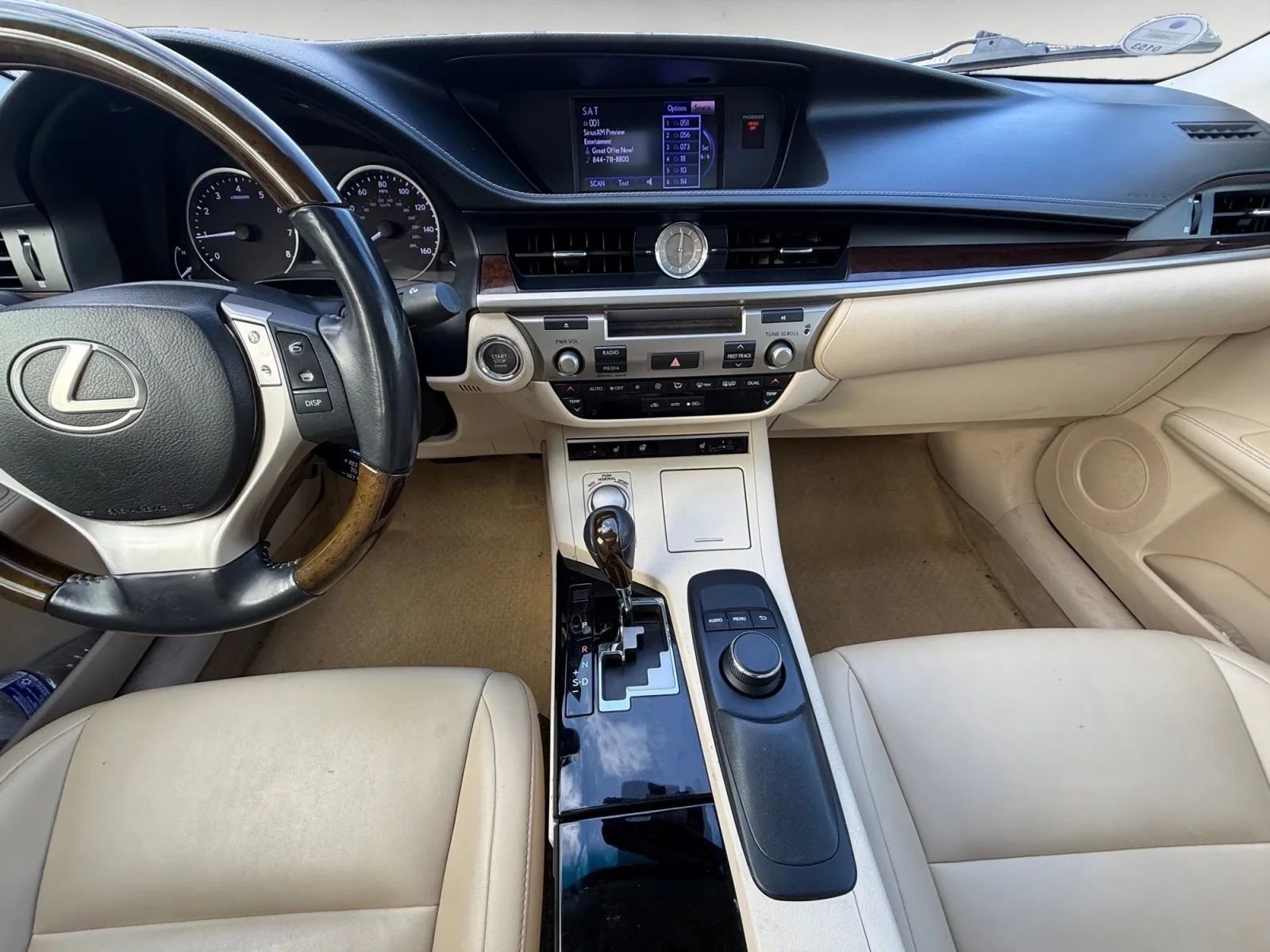 Used 2013 Lexus ES 350 w/ Premium Pkg image 11