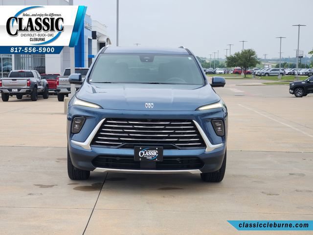 Used 2025 Buick Enclave Preferred FWD image 4