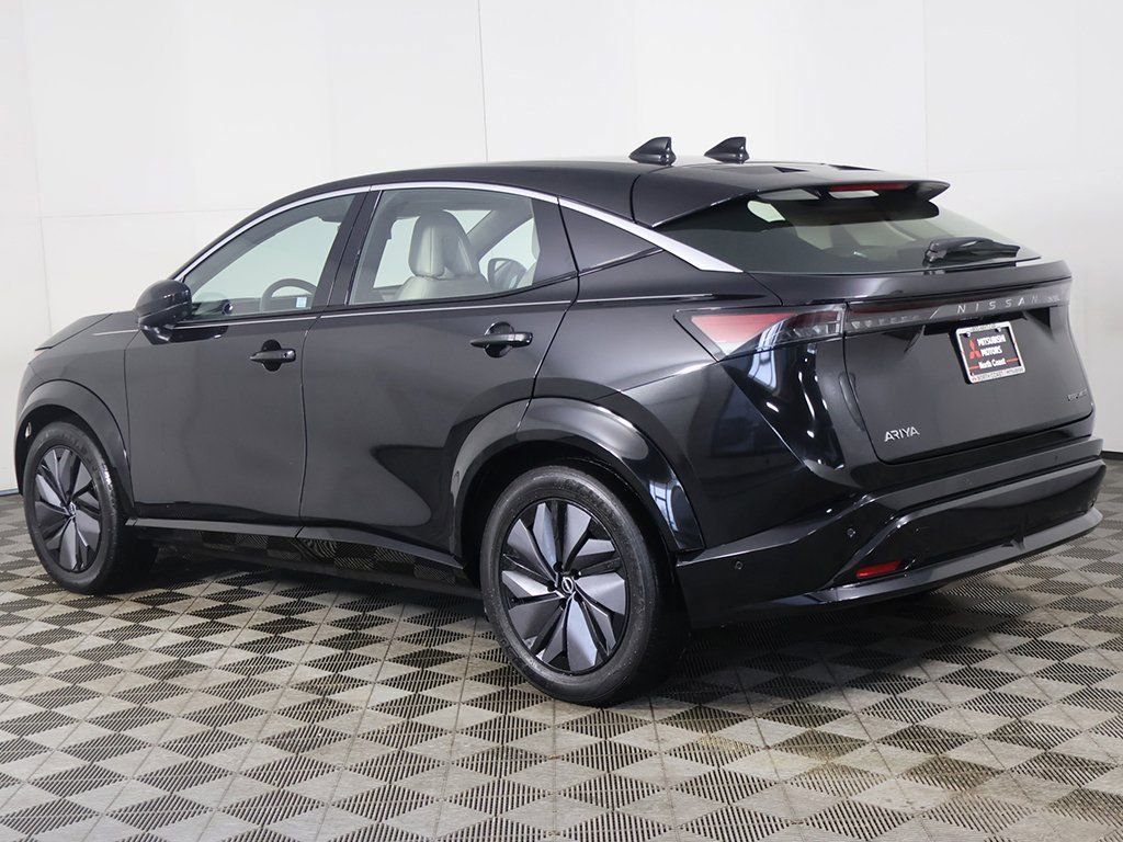 Used 2024 Nissan Ariya FWD image 12