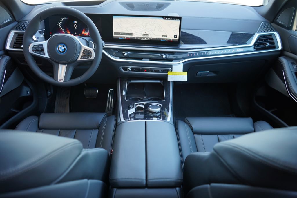 New 2026 BMW X5 xDrive50e w/ M Sport Package image 14