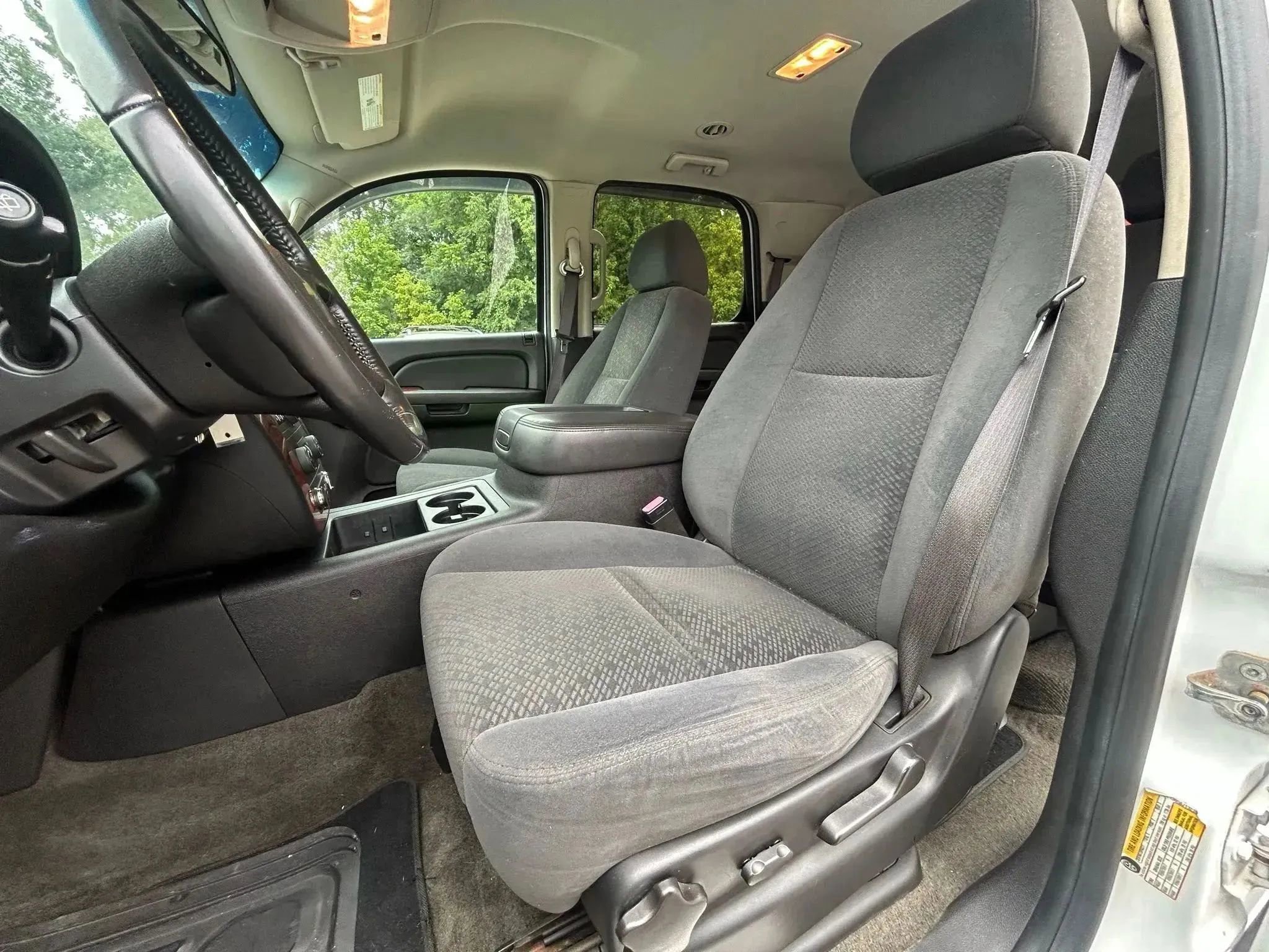 Used 2008 Chevrolet Tahoe LT w/ Convenience Package 1 AWD/4WD image 26