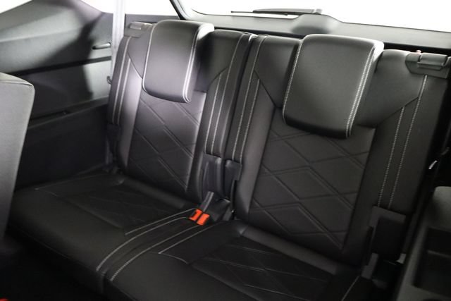 Used 2026 Volkswagen Atlas SE FWD image 16