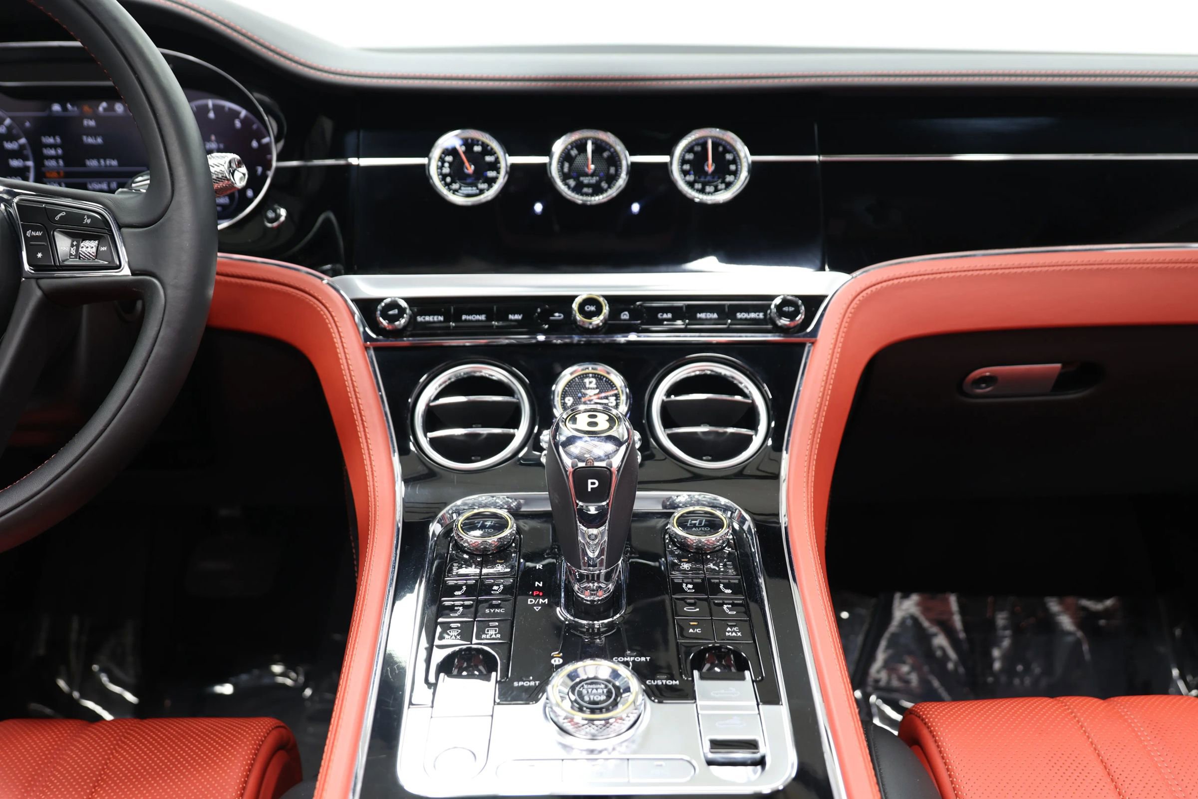 Used 2020 Bentley Continental GT V8 image 38