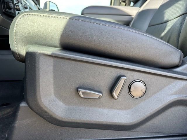 New 2026 Ford F150 Lariat w/ Equipment Group 501A Mid AWD/4WD image 11