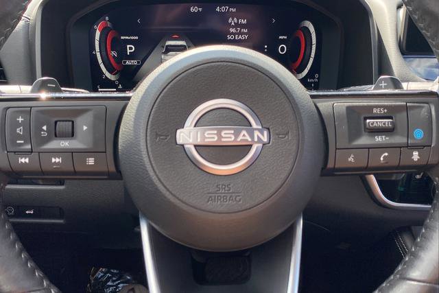 Used 2024 Nissan Rogue Platinum image 16