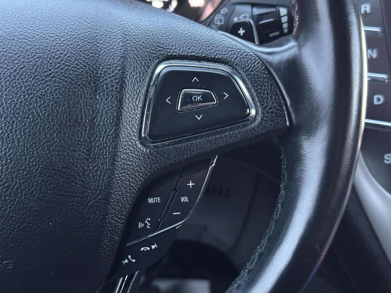 Used 2017 Lincoln MKC Reserve w/ Lincoln MKC Climate Package image 29