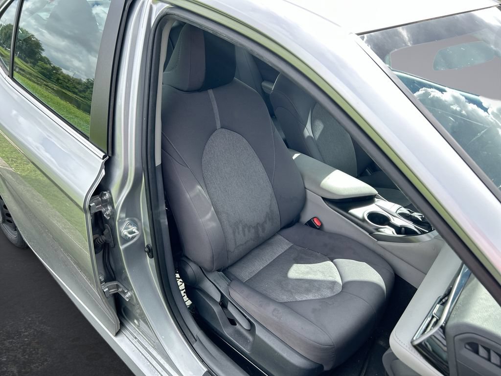 Used 2024 Toyota Camry LE FWD image 30