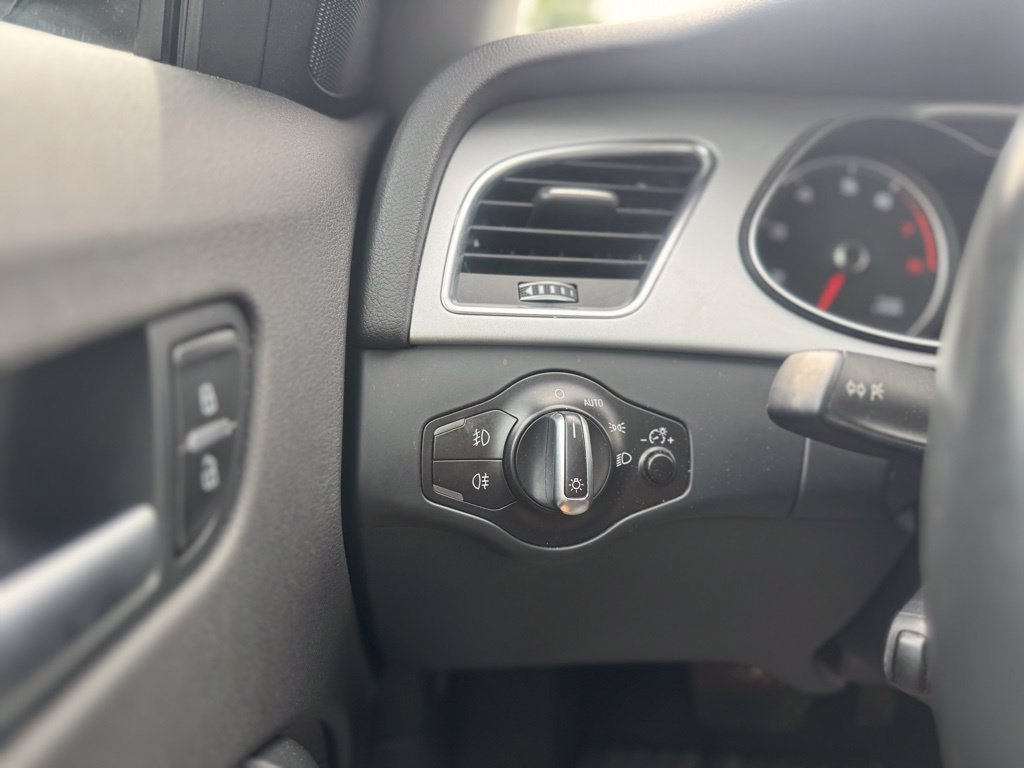Used 2015 Audi A4 Premium AWD/4WD image 37