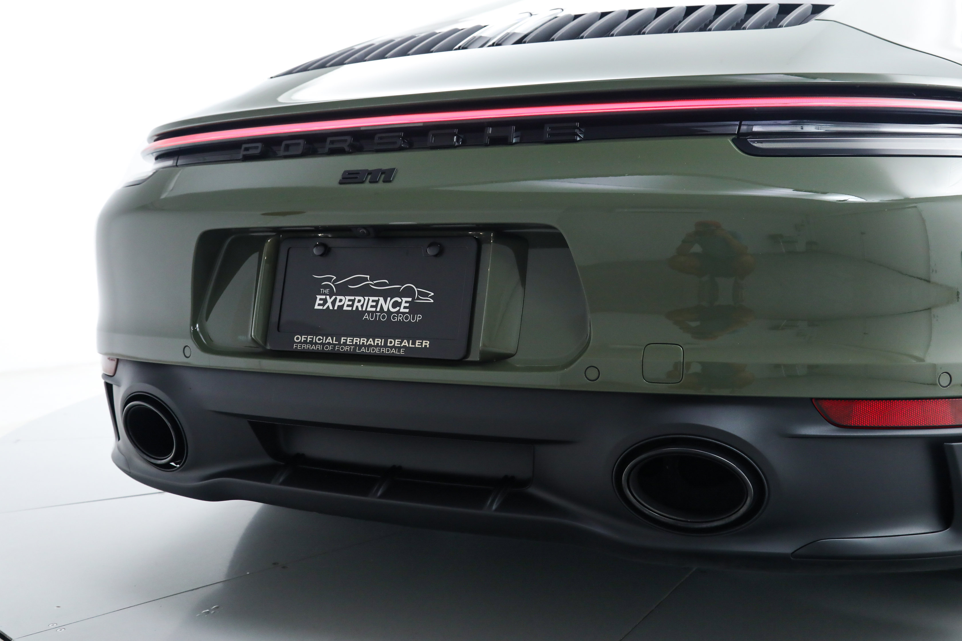Used 2024 Porsche 911 GTS Coupe image 14