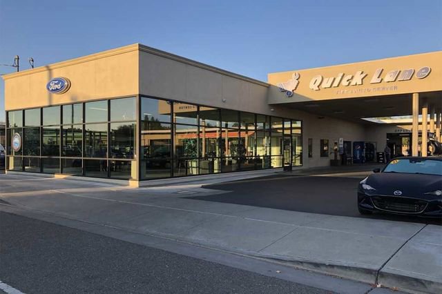 Used 2023 Subaru Forester Touring image 26