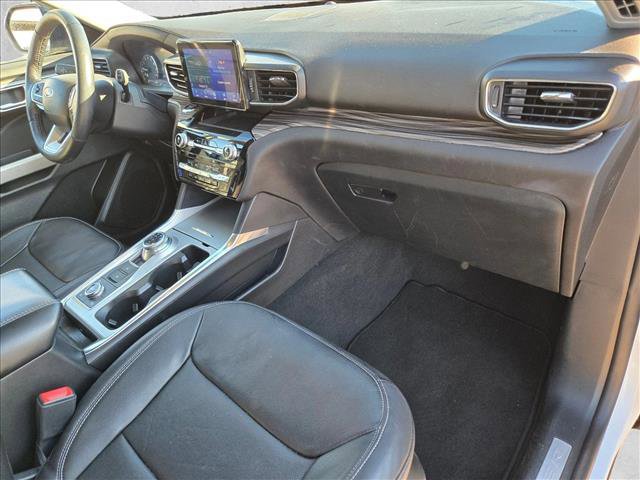 Used 2023 Ford Explorer Limited image 22
