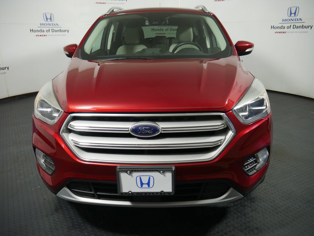 Used 2019 Ford Escape Titanium image 2