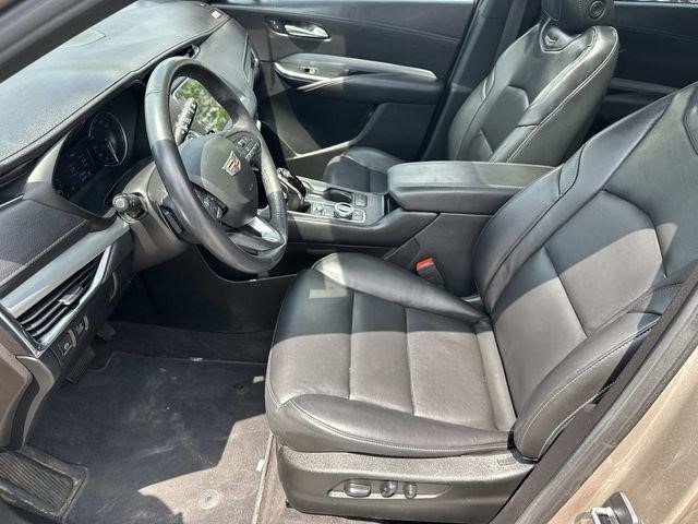 Certified 2023 Cadillac XT4 Premium Luxury AWD/4WD image 18