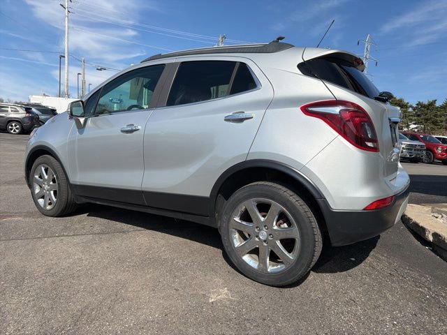 Used 2019 Buick Encore Essence w/ Experience Buick Package AWD/4WD image 3