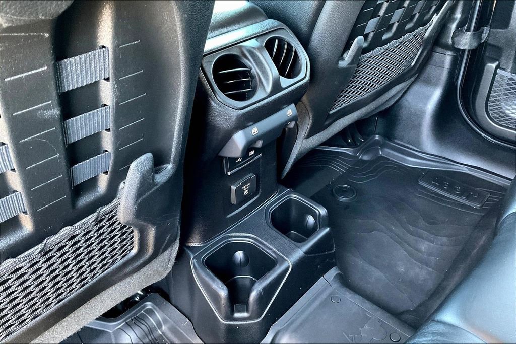 Used 2019 Jeep Wrangler Unlimited Rubicon AWD/4WD image 24