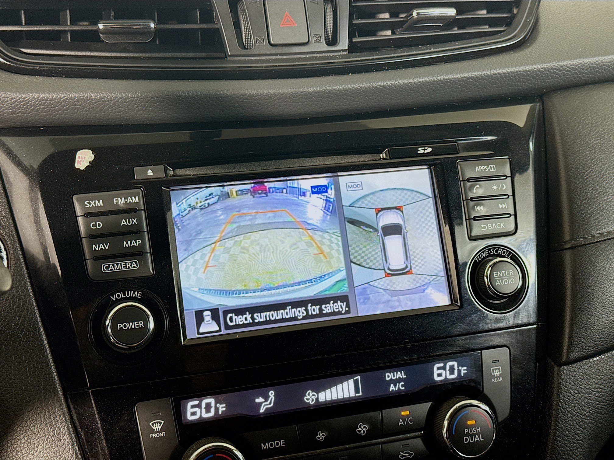 Used 2017 Nissan Rogue SV w/ SV Premium Package image 19