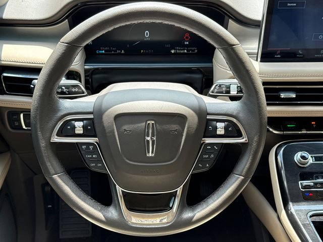 Used 2023 Lincoln Nautilus AWD image 15