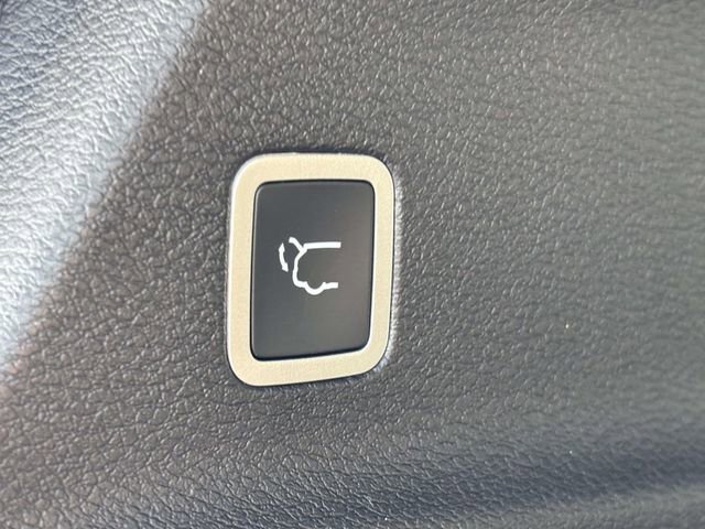 New 2026 Chrysler Pacifica Select w/ S Appearance Package FWD image 37