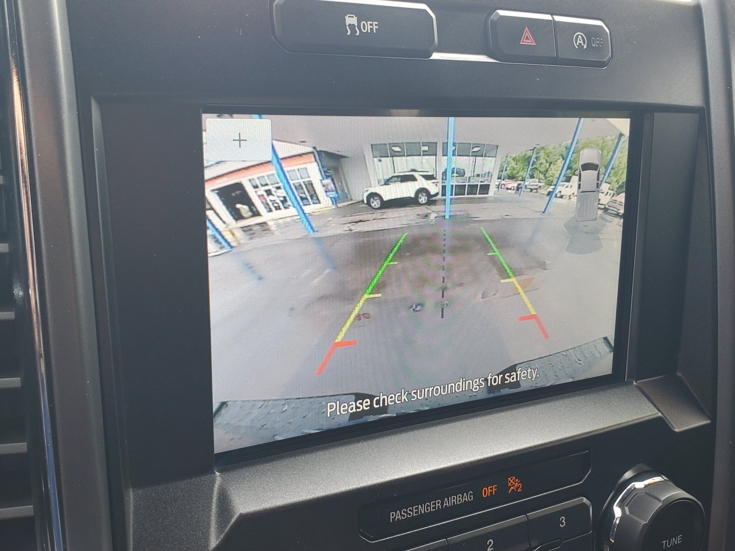 Used 2019 Ford F150 XLT w/ Equipment Group 302A Luxury AWD/4WD image 19