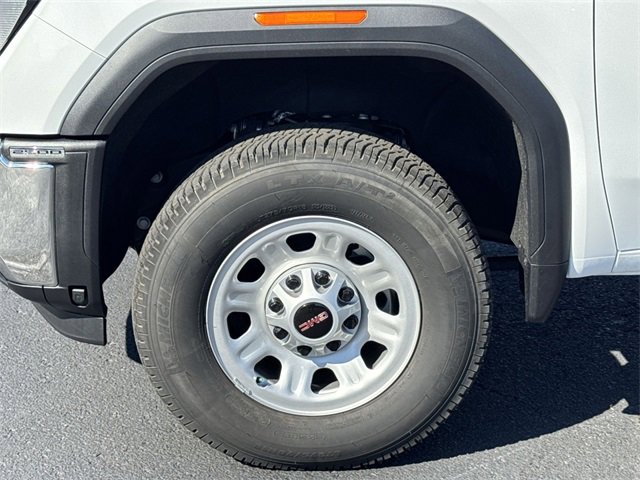 New 2025 GMC Sierra 2500 Pro image 19