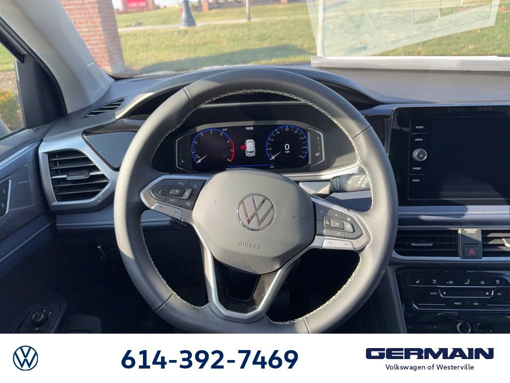 New 2026 Volkswagen Taos SEL image 21