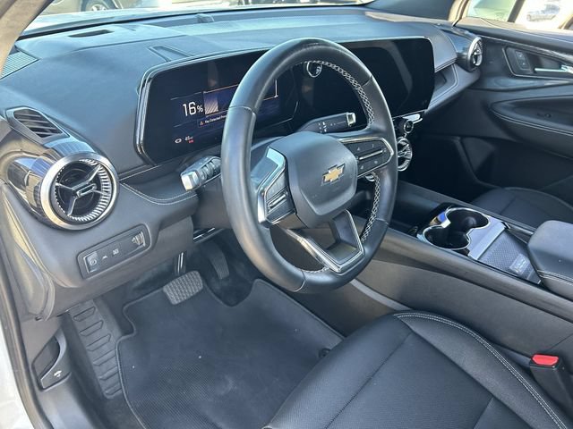Used 2024 Chevrolet Blazer EV LT AWD/4WD image 19