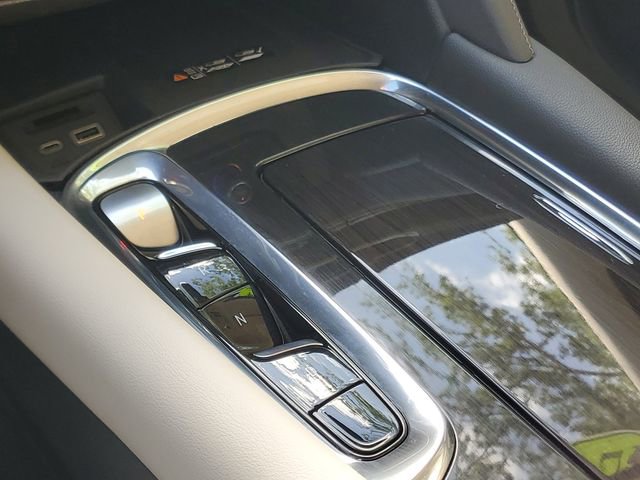 Certified 2024 Buick Enclave Essence w/ Technology Package image 25