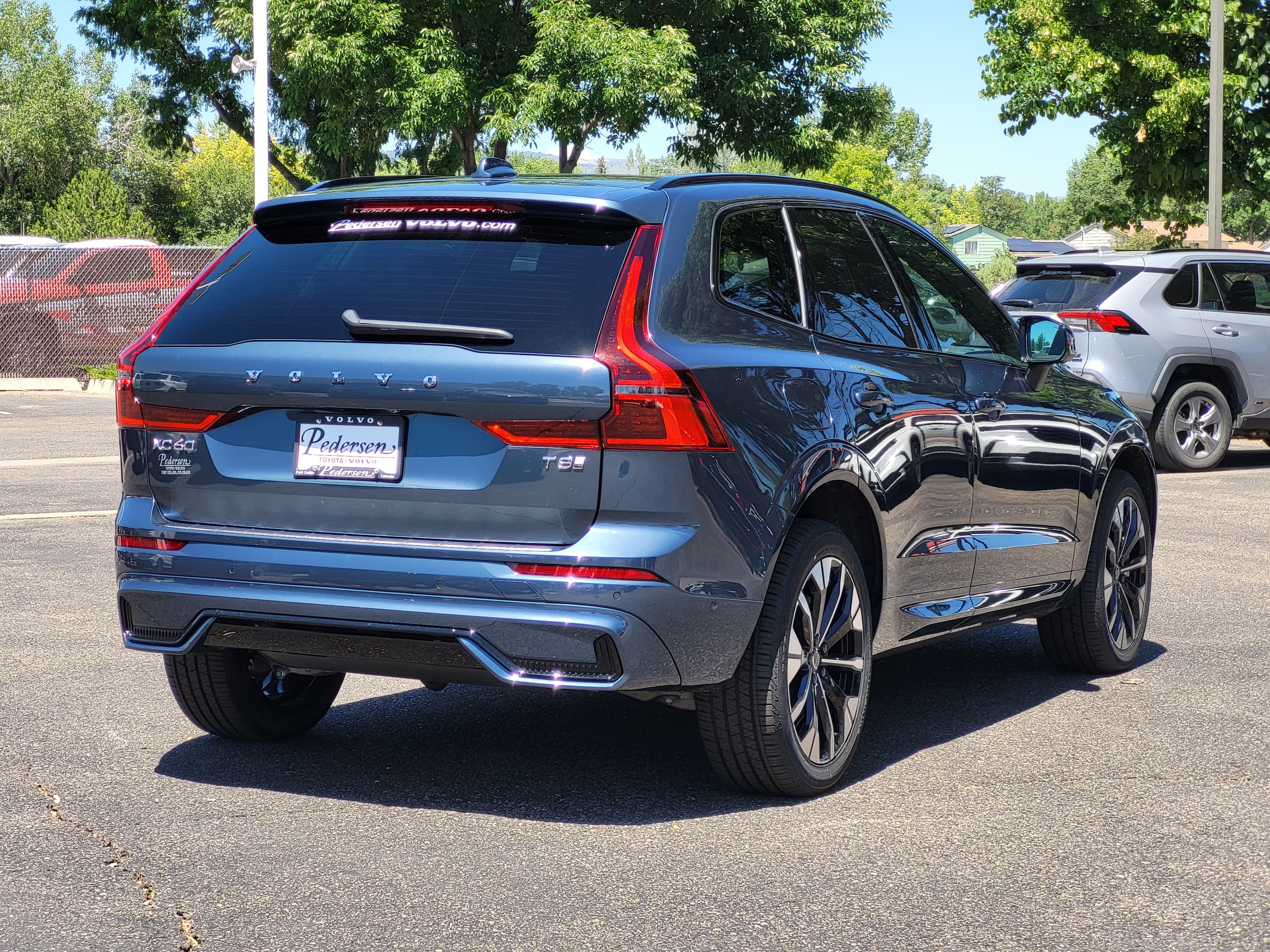New 2026 Volvo XC60 T8 Plus w/ Protection Package Premier AWD/4WD image 3
