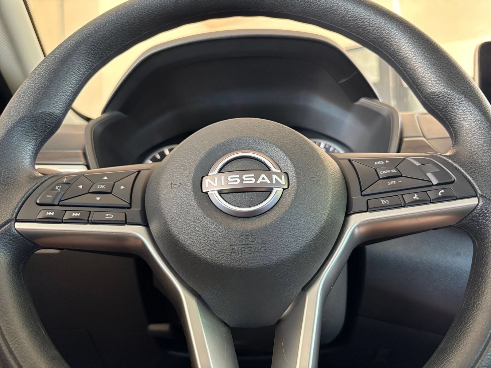 Used 2026 Nissan Altima 2.5 SV FWD image 28