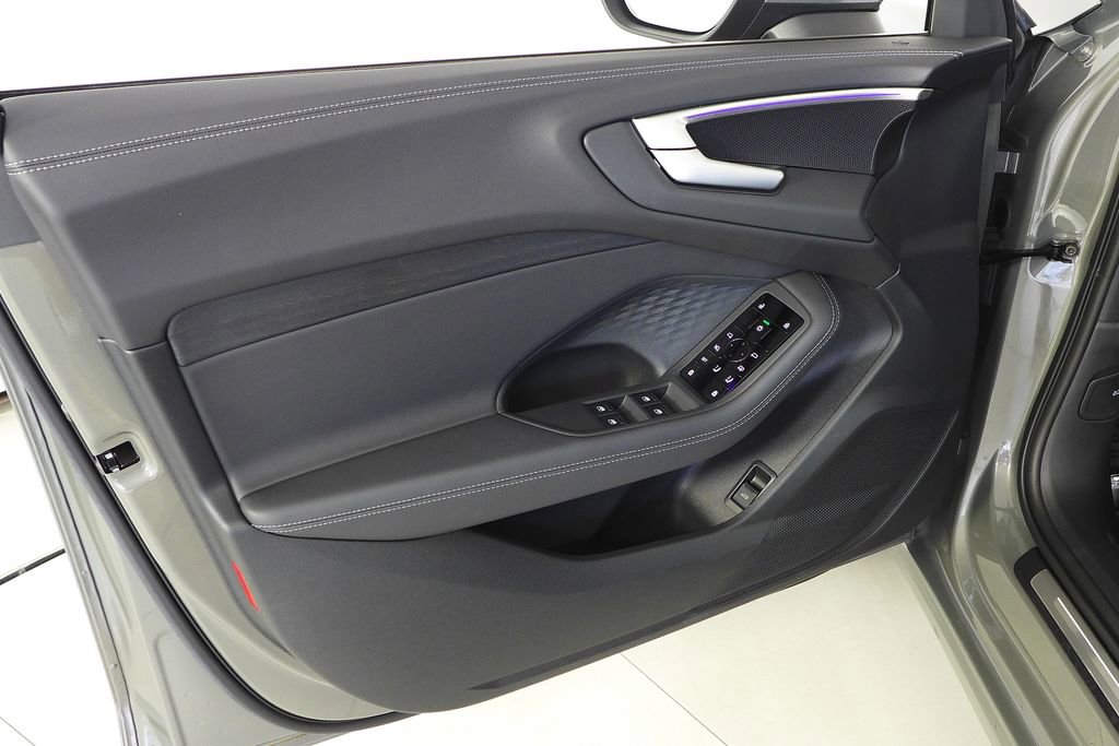 Used 2025 Audi A5 2.0T Premium w/ Convenience Package image 11